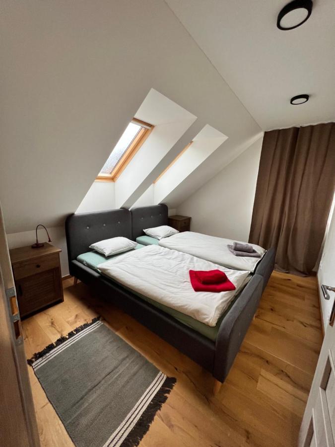 Apartman Juh Tale Exterior photo